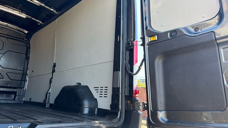 Ford Transit 350 L3 Diesel Fwd 2.0 EcoBlue 165ps H2 Limited Van Auto [Nav]